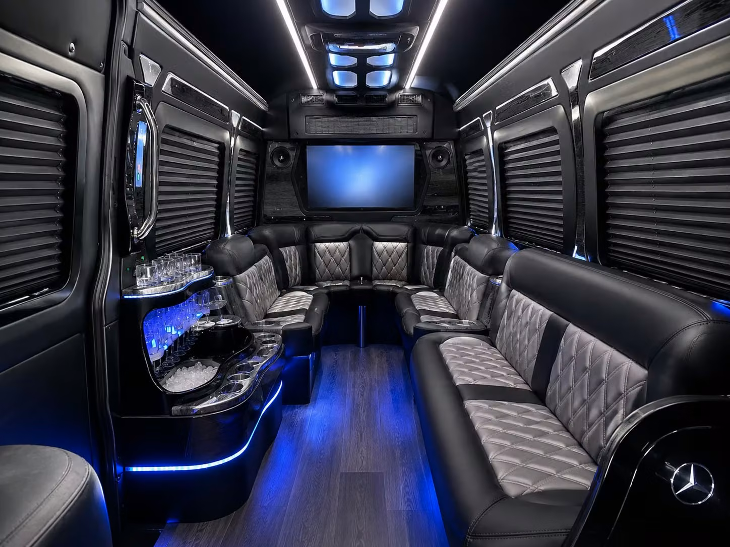 bus rental options for pomona trips