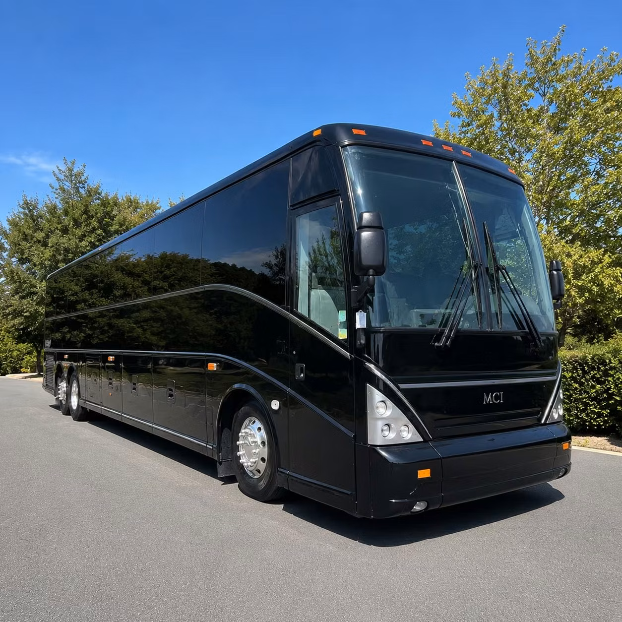 choose the right bus for corporate events and conferences at the los angeles county fairplex