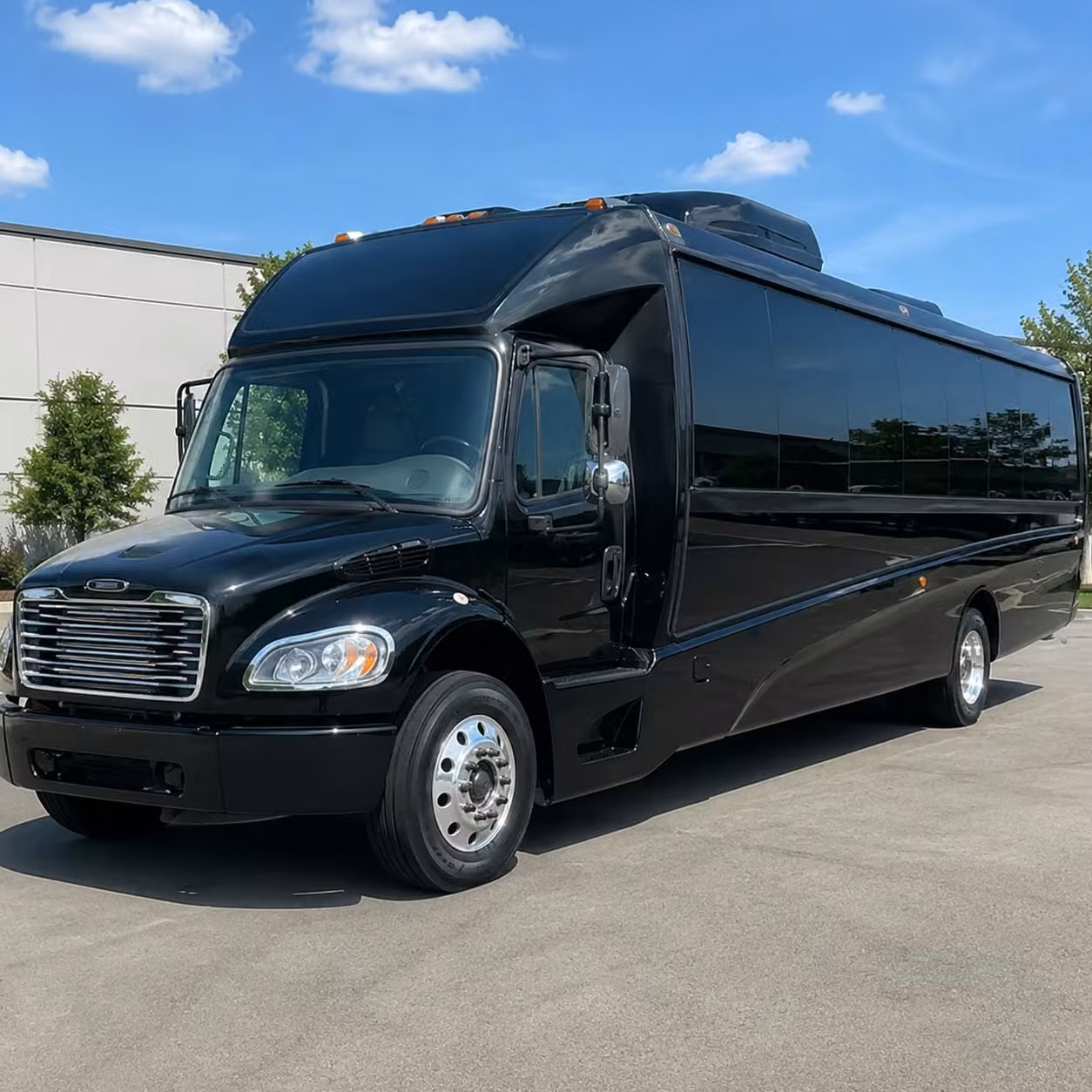 pomona 25 passenger minibus rental